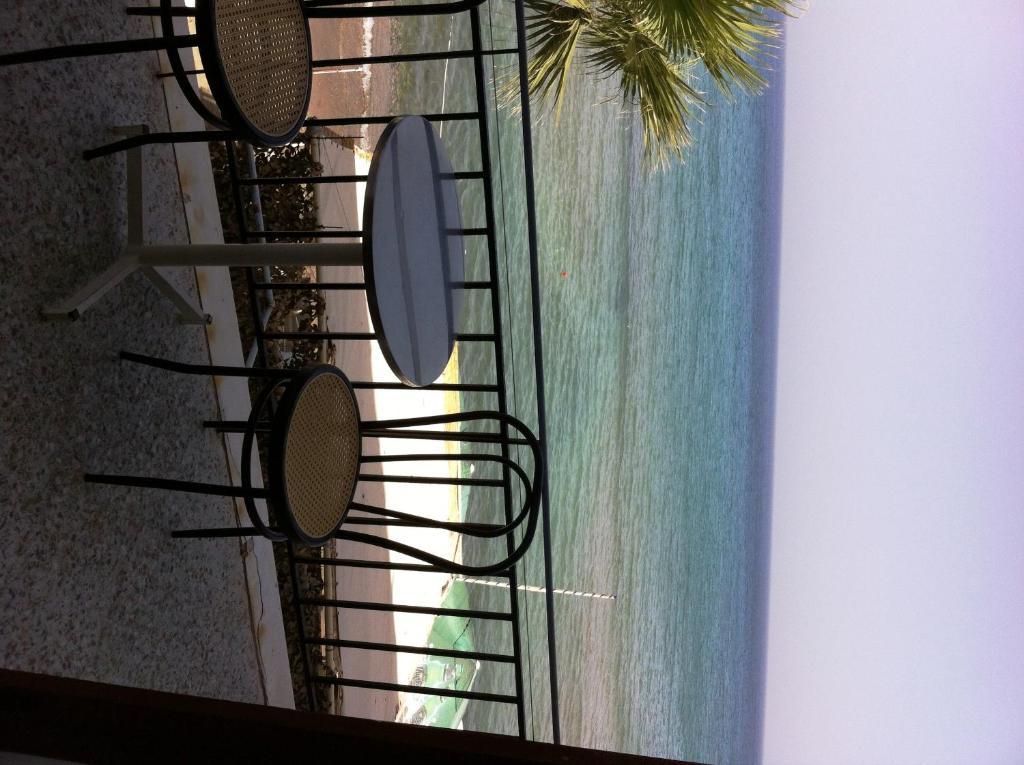 Oasis Hotel Theodoros & Litsa Galaris Agia Marina  외부 사진