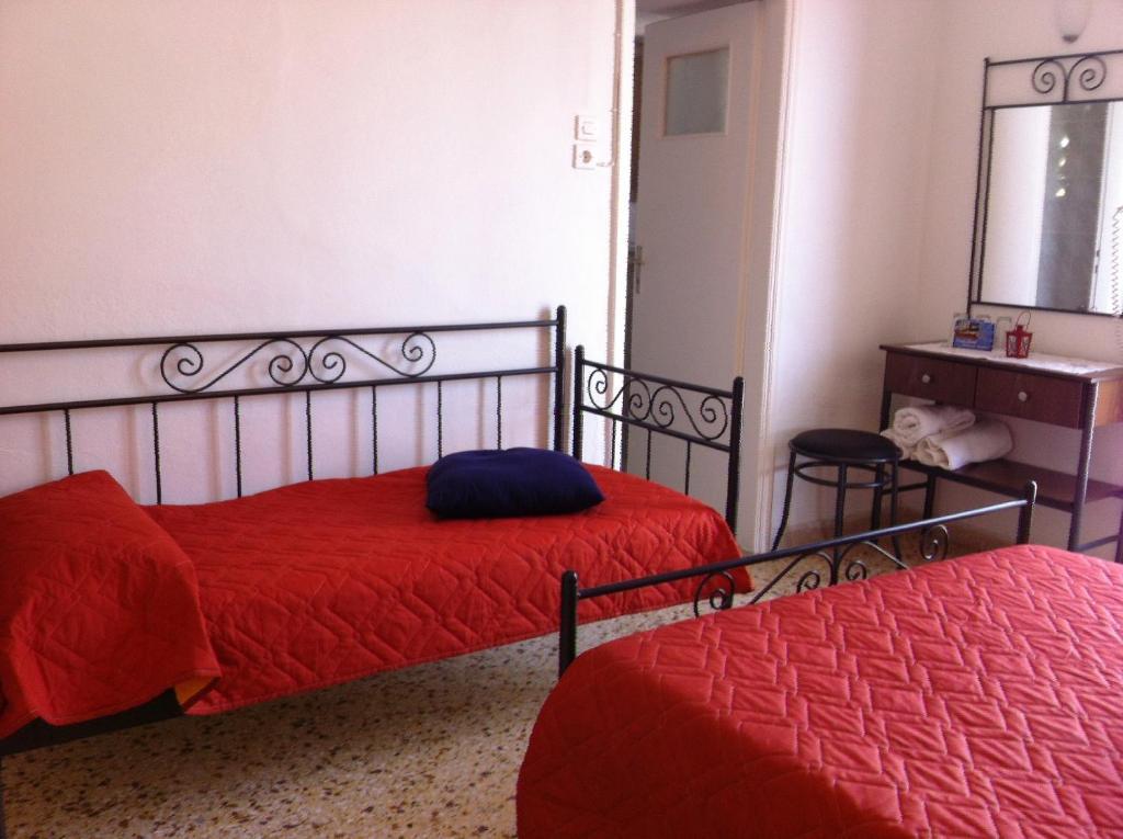Oasis Hotel Theodoros & Litsa Galaris Agia Marina  객실 사진
