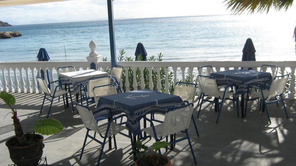 Oasis Hotel Theodoros & Litsa Galaris Agia Marina  외부 사진