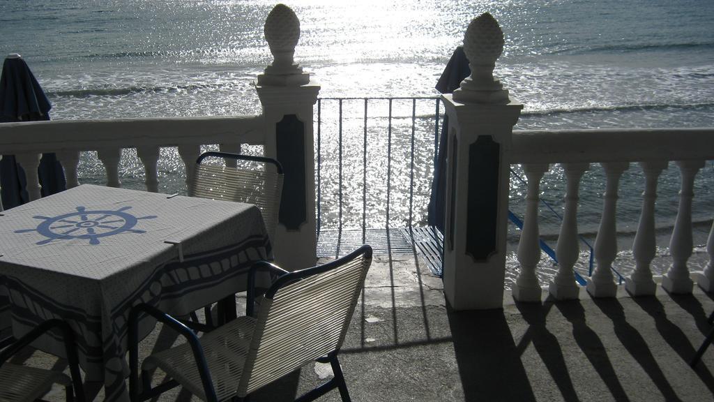 Oasis Hotel Theodoros & Litsa Galaris Agia Marina  외부 사진