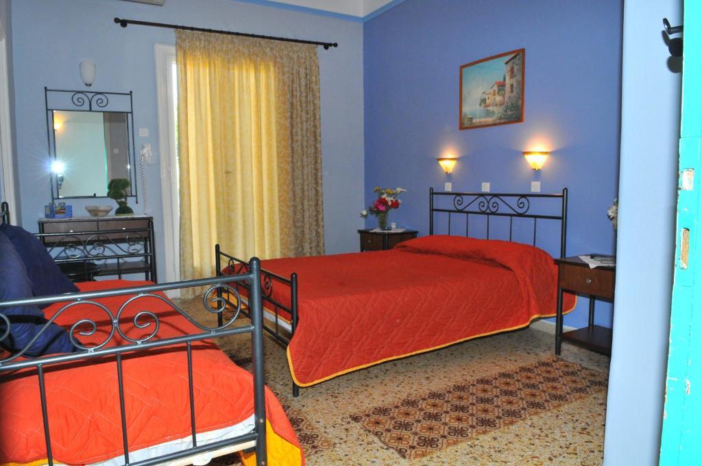 Oasis Hotel Theodoros & Litsa Galaris Agia Marina  객실 사진