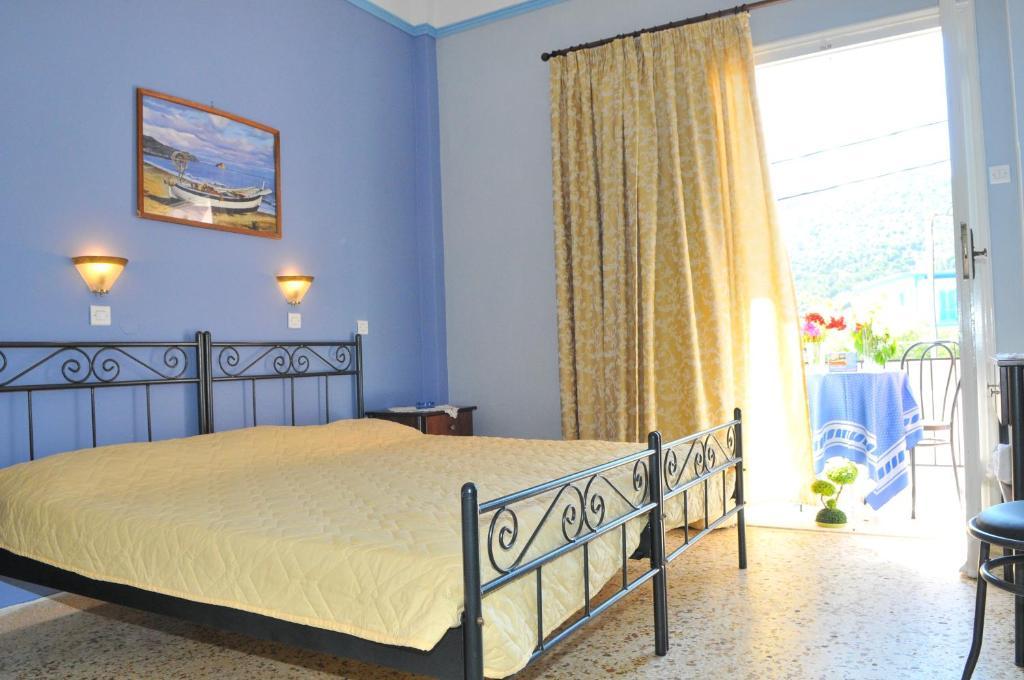 Oasis Hotel Theodoros & Litsa Galaris Agia Marina  외부 사진